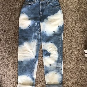 Awesome bleach dye cloud mom jeans